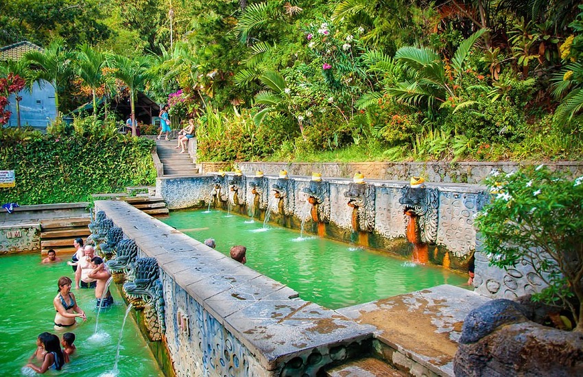 Air Panas Banjar - Fase Penyembuhan di Tengah Hutan Hijau Bali