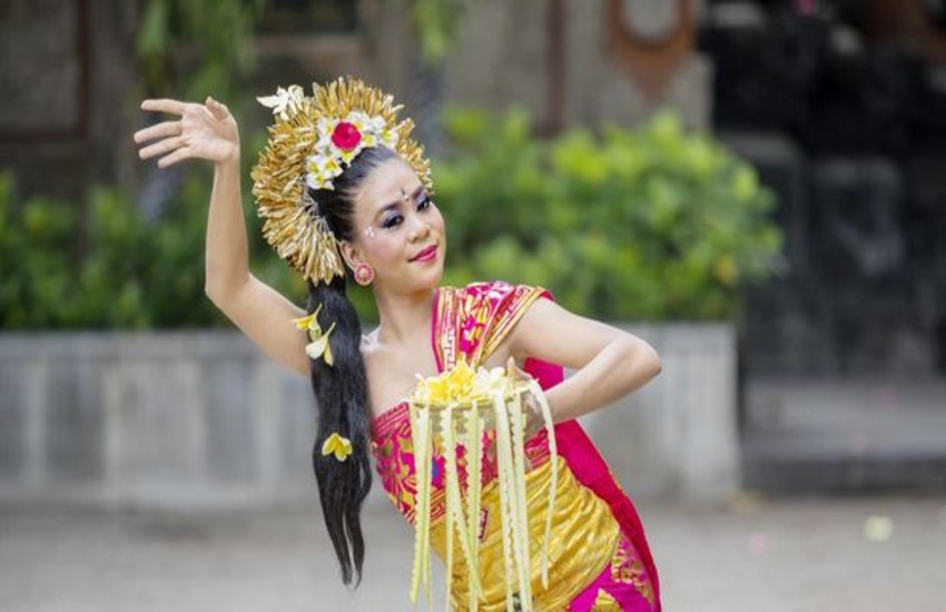 Kearifan Lokal Melalui Karya-karya Penulis dan Acara Sastra yang Memperkaya Budaya Pulau Bali
